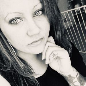 Meet your Posher, Katelyn